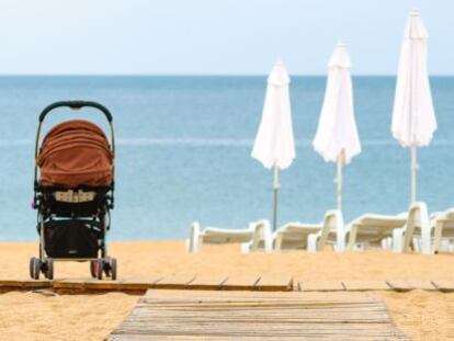 Algunas playas ya est&aacute;n preparadas para los turistas con movilidad reducida.