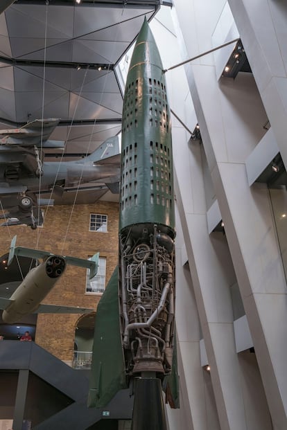 Un cohete alemn V2 de la II Guerra Mundial, en el Imperial War Museum, en Londres.  