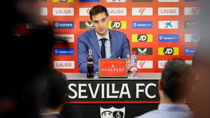 El uruguayo Diego Alonso, durante su presentación en el estadio Ramón Sánchez Pizjuán como nuevo entrenador del Sevilla.