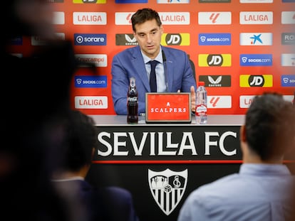 El uruguayo Diego Alonso, durante su presentación en el estadio Ramón Sánchez Pizjuán como nuevo entrenador del Sevilla.