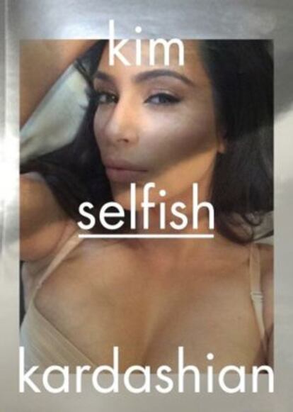 La portada del libro de 'selfies' de Kardashian.