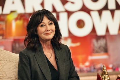 Shannen Doherty en un programa de televisión.