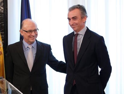 Ocak 2012'de Maliye Bakanlığı'ndan üst düzey yetkililerin göreve başlama töreni eski bakan Cristóbal Montoro ve dönemin Maliye Bakanı Miguel Ferre'nin katılımıyla gerçekleşti.