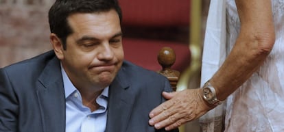 Alexis Tsipras, durante una sesi&oacute;n parlamentaria.