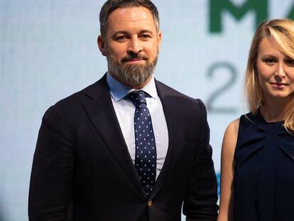 Santiago Abascal y Marion Maréchal, nieta de Jean-Marie Le Pen y exdiputada del Frente Nacional, en un acto celebrado en junio de 2021 en Madrid.