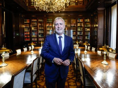 Ángel Víctor Torres, ministro de Política Territorial y memoria democrática, el pasado martes, en el Palacio de Adanero (Madrid).