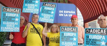 Manifestacin en Madrid de afectados por las clusulas suelo