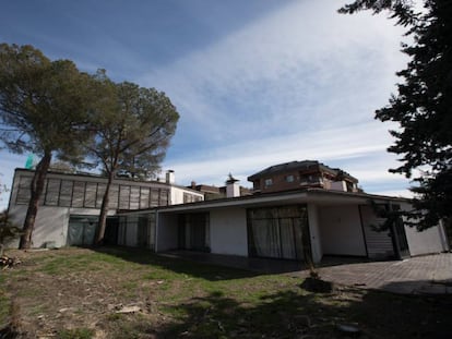 Aspecto actual de la casa Vallet de Goytisolo, obra de 1958 del arquitecto catalán José Antonio Coderch, situada en Arturo Soria.