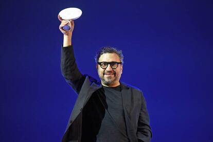 Alonso Ruizpalacios, al recibir el premio Luna de Valencia de Cinema Jove.