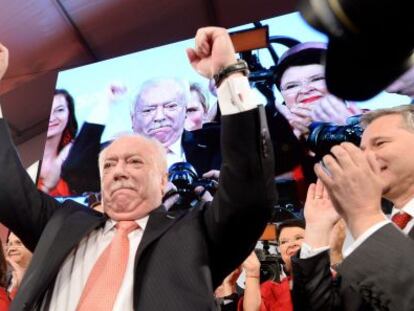 El alcalde de Viena, el socialdem&oacute;crata Michael H&auml;upl, celebra la victoria electoral.