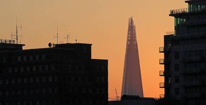 El edificio The Shard, el más alto de Londres, este jueves al atardecer. 