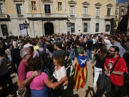 Concentraci&oacute; aquest dilluns a Tarragona per condemnar les c&agrave;rregues policials.
 