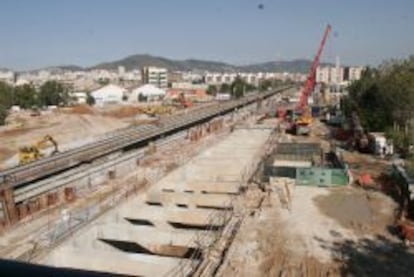 Obra ferroviaria en las inmediaciones de Barcelona.