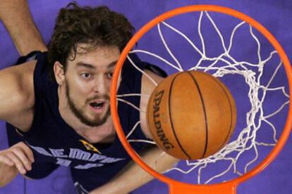 Gasol anotó 24 puntos y logró 13 rebotes.