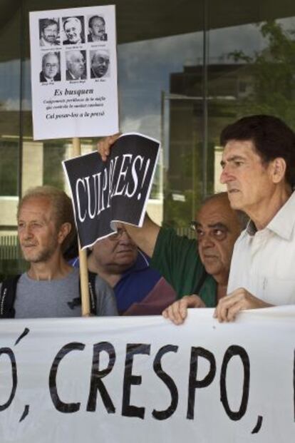 Concentración en contra de las presuntas irregularidades de Crespo