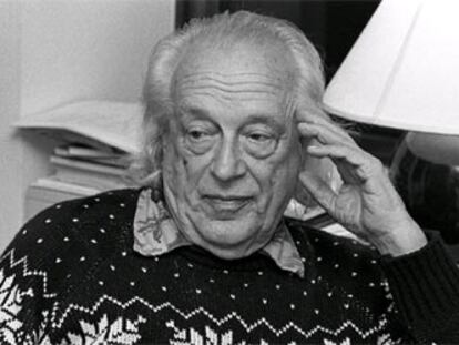 El poeta Rafael Alberti, en 1982.