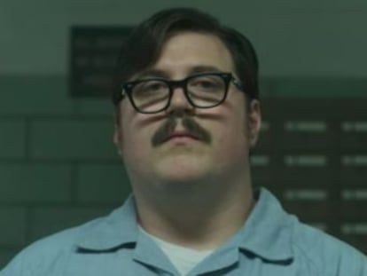 Ed Kemper mató a 10 personas en los años sesenta y setenta. El actor Cameron Britton lo interpreta en ‘Mindhunter’