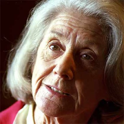 Nadine Gordimer (Springs, Suráfrica, 1923).