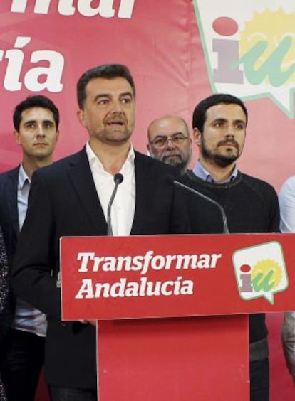 Izquierda Unida's candidate to the regional premiership, Antonio Maillo, conceded defeat after his group's poor performance at Sunday elections.