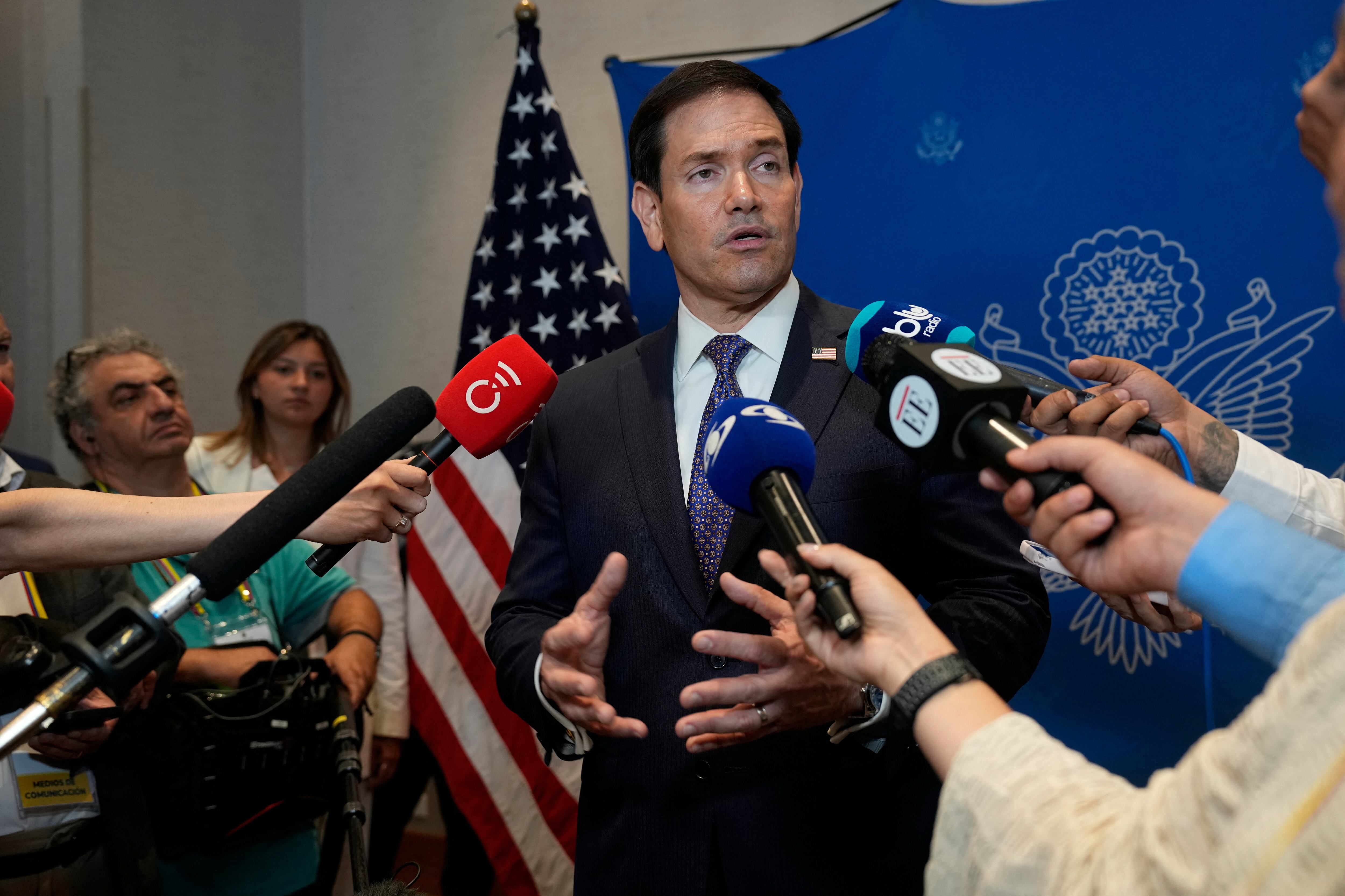 Un proveedor web italiano es acusado de terrorismo por Estados Unidos y se ve obligado a cerrar por el bloqueo de sus cuentas