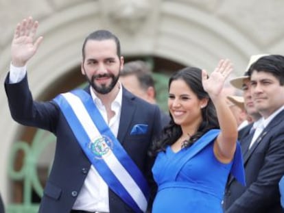 El joven mandatario, de 37 años, llega a la presidencia del país centroamericano entre grandes expectativas, tras romper el bipartidismo de Arena y la exguerrilla del FMLN