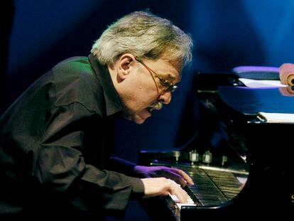 El pianista y compositor catalán Jordi Sabatés en el Festival de Jazz de San Javier en 2008.