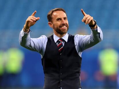 La prensa británica ya ha declarado este miércoles como el miércoles del chaleco. En la imagen, Gareth Southgate celebrando la victoria de Inglaterra frente a Suecia el pasado 7 de julio.