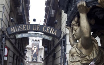 El pasaje que conduce al museo de Cera de Barcelona