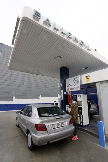 Estación autoservicio en la zona norte de Madrid.