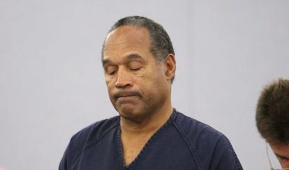 O. J. Simpson , durante la lectura del fallo del jurado.
