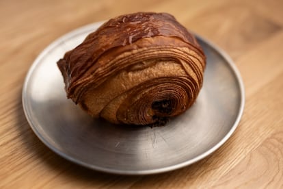 El pain au chocolat se elabora con mantequilla vegetal y aceite de oliva.