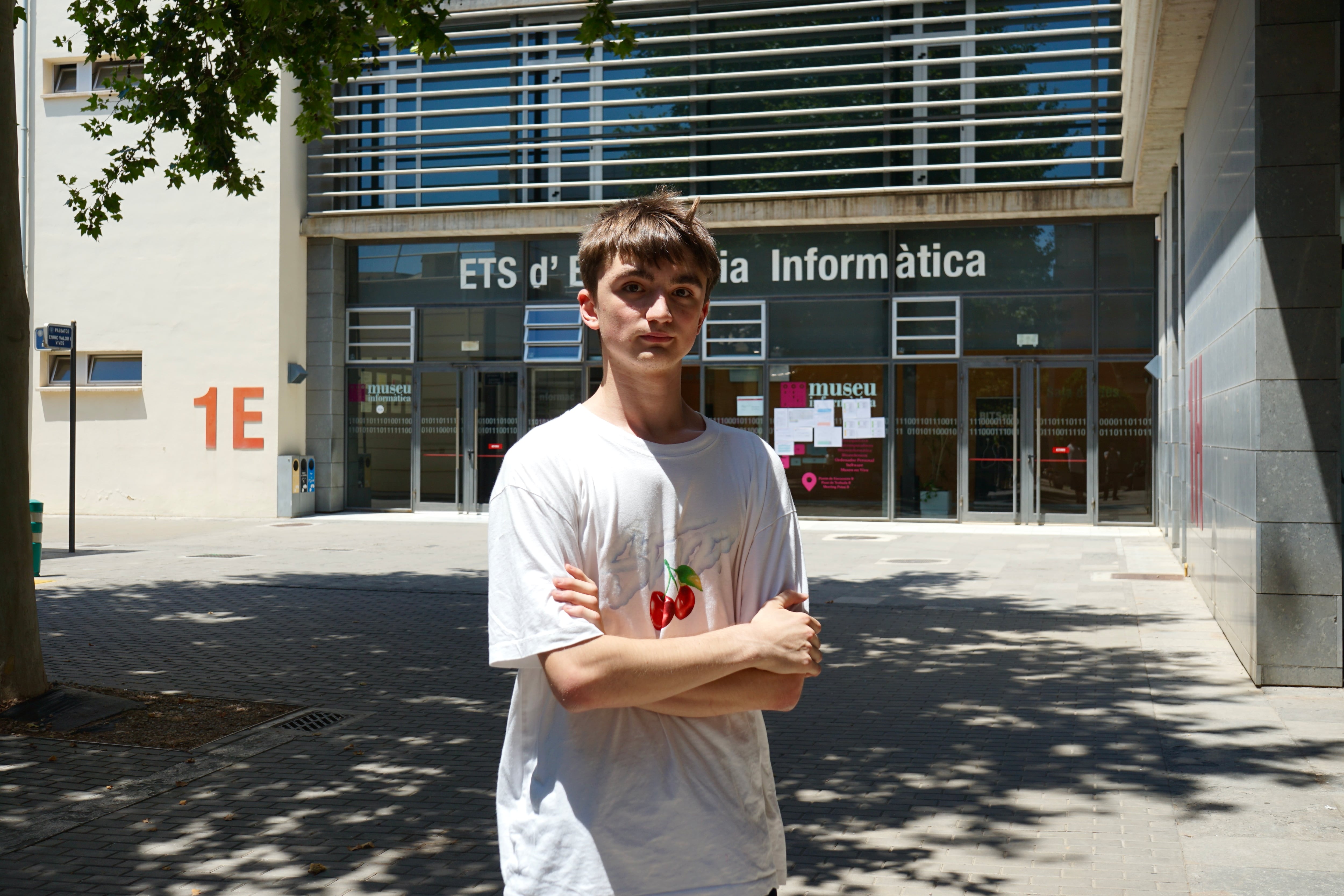 El estudiante David Libros este martes, durante la Selectividad, en la UPV.