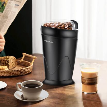 Artículo de EL PAÍS Escaparate que describe las ventajas de uso del molinillo de café eléctrico Aigostar.