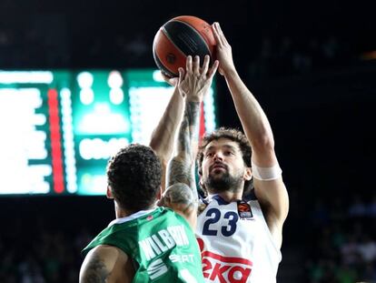 Llull se eleva ante Wilbekin.