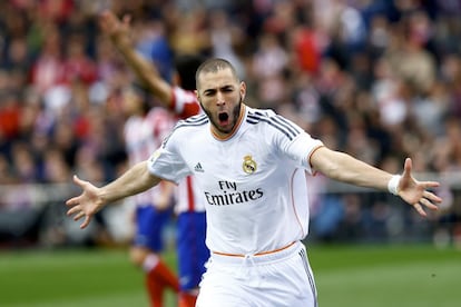 Benzema celebra el 0 a 1