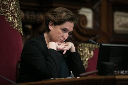 Ada Colau, durante el último pleno municipal.