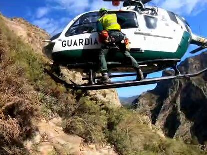 Imagen de archivo de un rescate de la Guardia Civil en Granada.