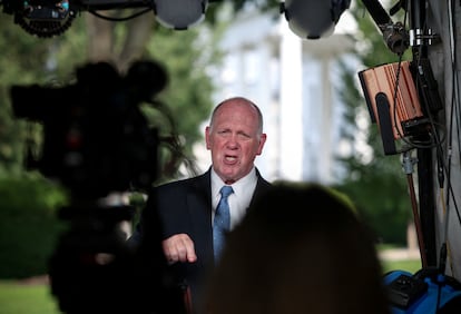 Tom Homan ante los medios, el 30 de junio de 2025.