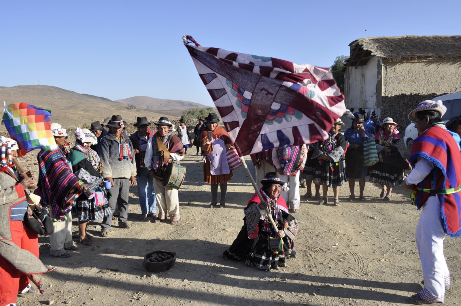 Los caciques indígenas que narran su historia en Bolivia: “Siempre fuimos objeto de estudio académico; hoy tomamos la palabra”
