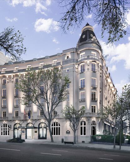 El Ritz, el primer hotel de lujo de España, fue diseñado por Charles Mewès a principios del siglo XX a imagen y semejanza del original de la place Vendôme parisina.
