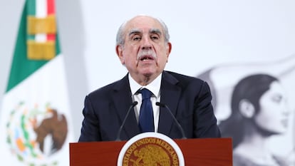 Pablo Gómez, en el Palacio Nacional de Ciudad de México, este lunes.