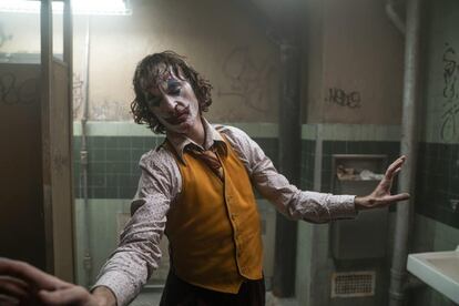 Joker-Bathroom