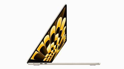 Lateral MacBook Air de 15 pulgadas