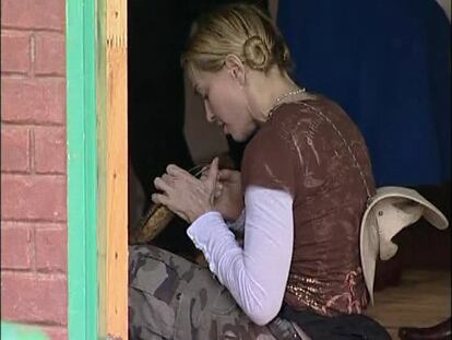 Madonna confirma que desea adoptar una niña malawi