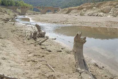 El embalse de Boadella, en la cuenca del río Muga, en Girona.