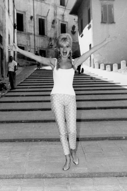 Brigitte Bardot optaba por los modelos estampados.