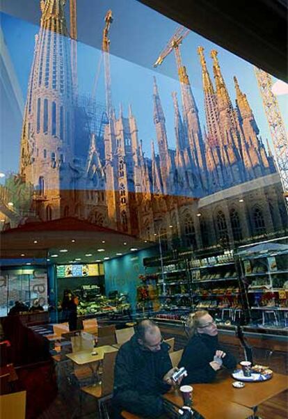 La Sagrada Familia de Barcelona recibió el 22,4% de los votos en la encuesta de los mejores destinos  de 2004.
