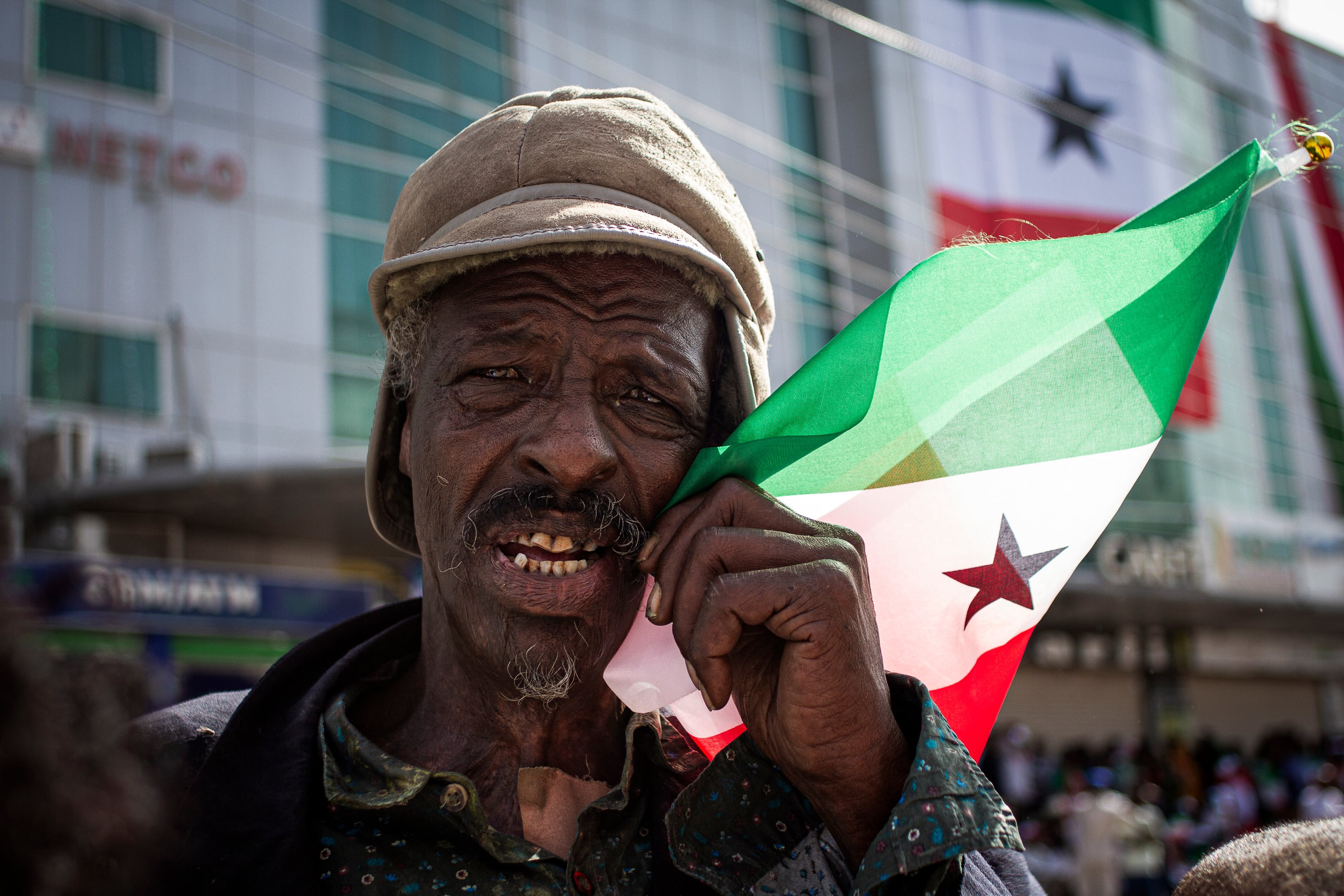 Mohamed, de 44 años, recuerda que tenía ocho cuando vio entrar los tanques somalíes en Hargeisa.
