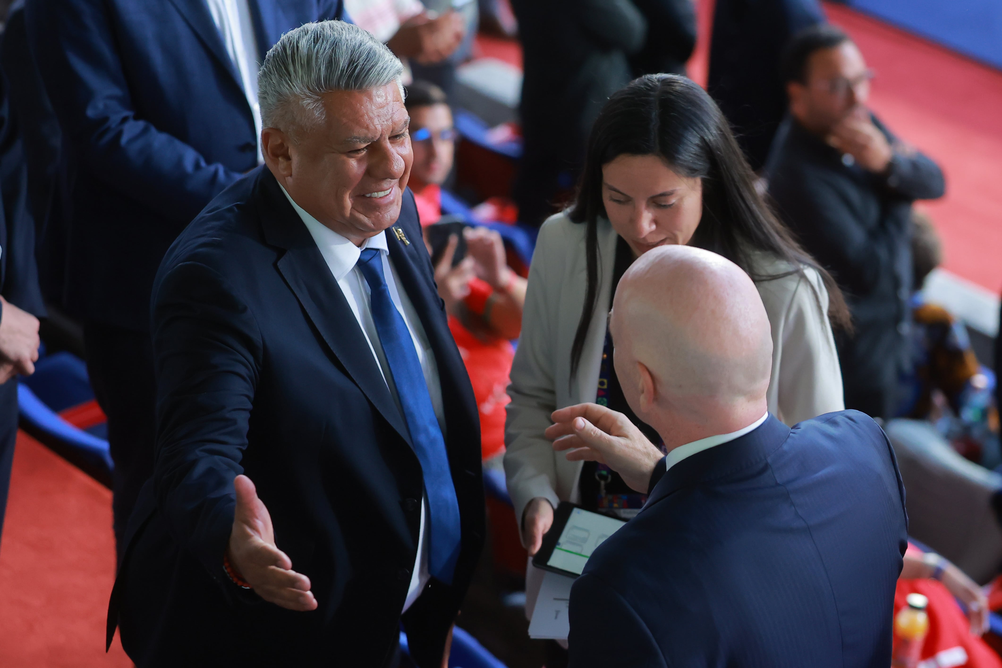 El fútbol argentino se hunde entre sospechas de corrupción, arbitrajes parciales y trofeos polémicos