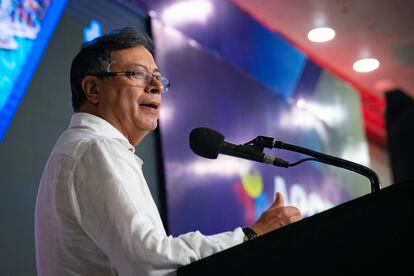 El presidente de Colombia, Gustavo Petro, durante un discurso en el Congreso Nacional de ACOPI, en Barranquilla, el 13 de octubre de 2022.